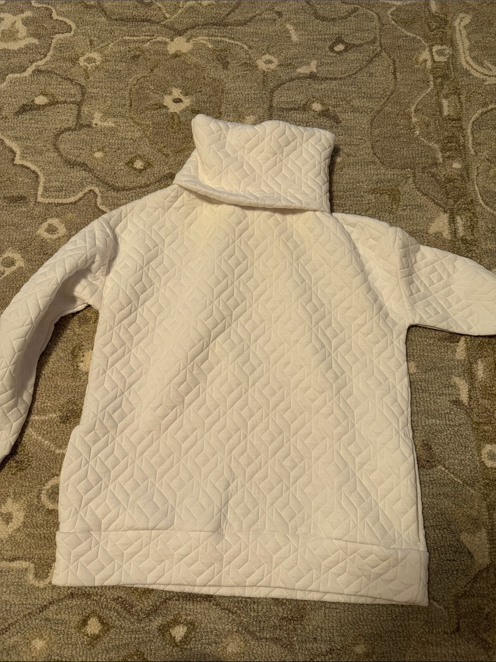 Quilted Turtleneck Pullover - Cream